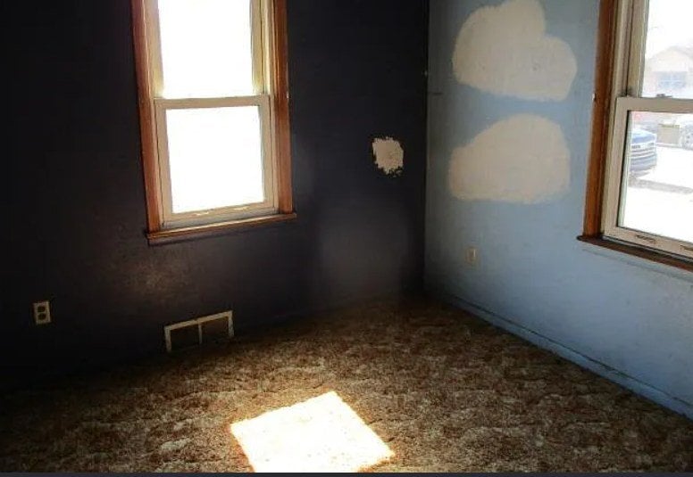 Building Photo - 348 Hilltop St