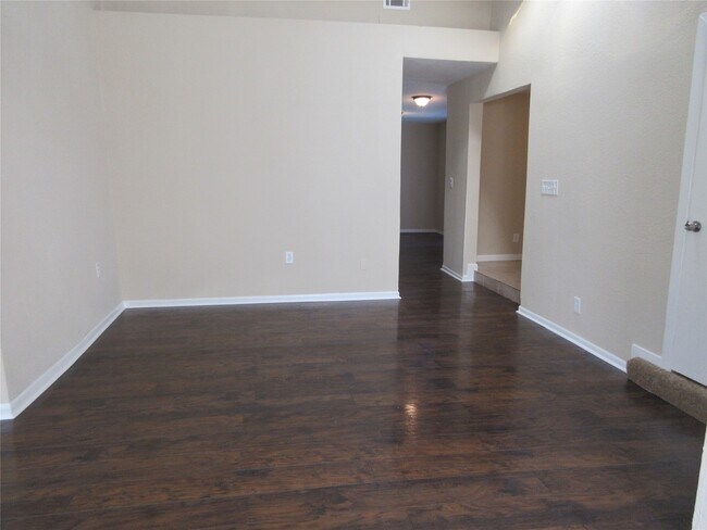 Building Photo - 12806 Flaxseed Way