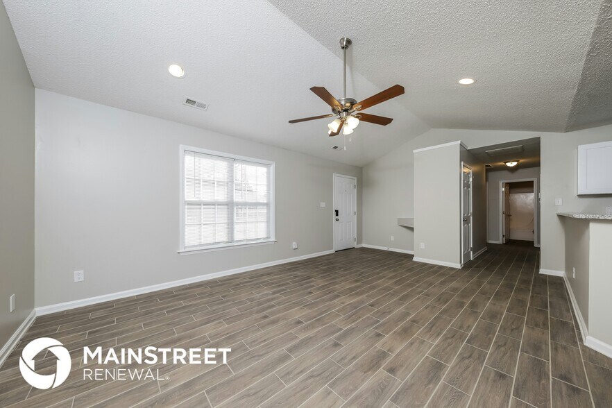 Building Photo - 126 Martindale Rd