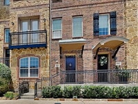 Building Photo - 4037 Winsor Dr