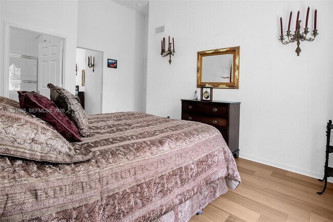 Building Photo - 18860 SW 25th Ct