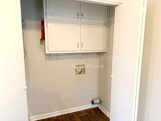 Building Photo - 116 Jackson Dr