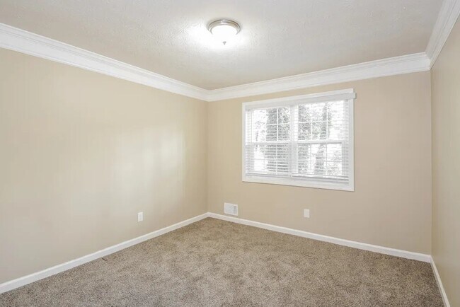 Building Photo - 1544 Haynes Ct SW