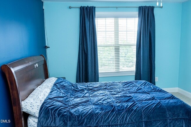 Building Photo - 5016 Trembath Ln