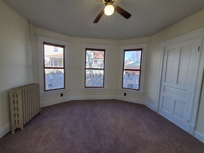 Building Photo - 1314 11th St