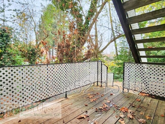 Building Photo - 10056 SW Garrett St