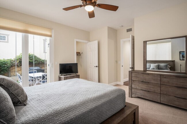 Building Photo - 7211 Eads Ave