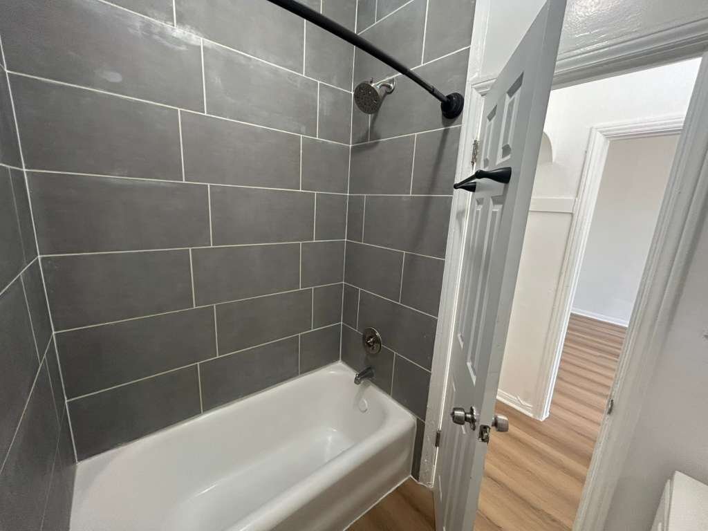 Building Photo - 1411 Toberman St