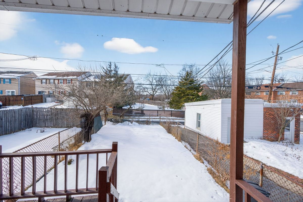 Building Photo - 406 S 18th St