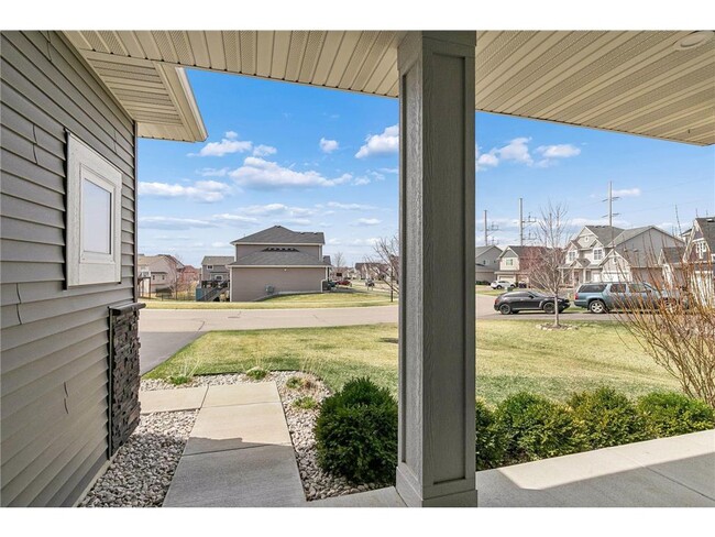 Building Photo - 16122 Estate Ln