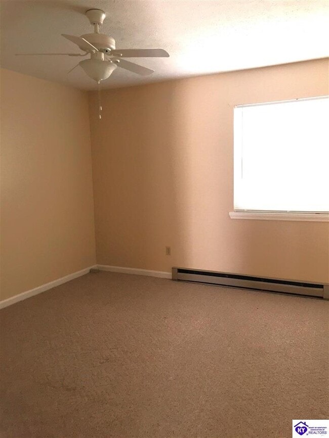 Building Photo - 503 Independence Ct