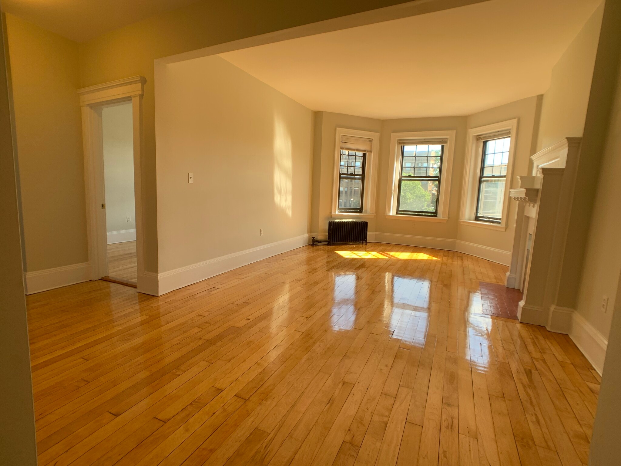 Building Photo - 1157 Commonwealth Ave