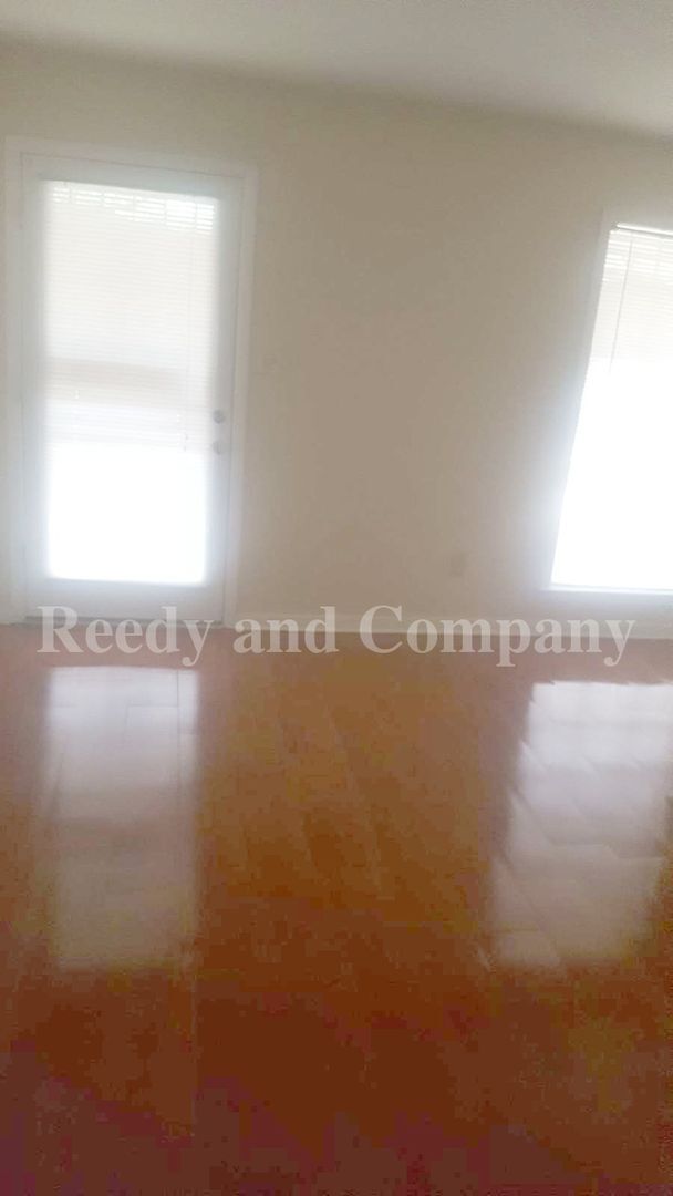 Building Photo - 2864 Randy Cove