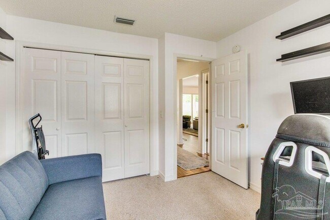 Building Photo - 5217 Choctaw Ave