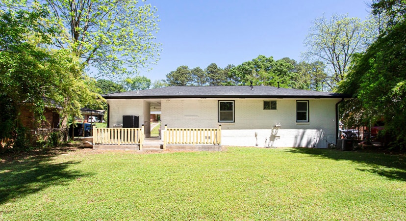 Building Photo - 1155 Evelyn Drive