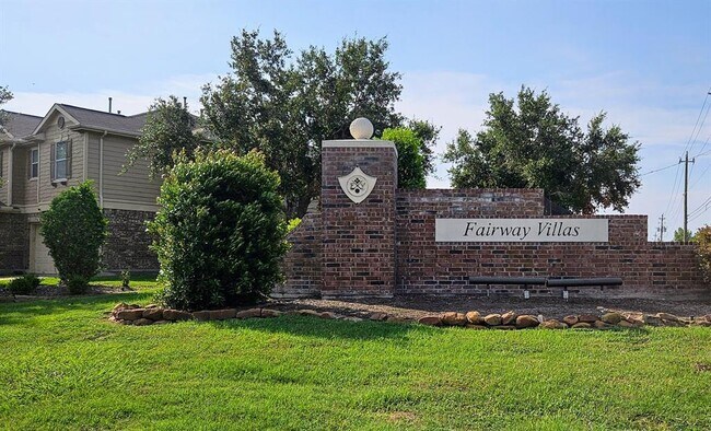 Building Photo - 8018 Chasewood Dr