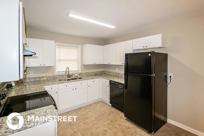 Building Photo - 232 Sunhill Rd NW