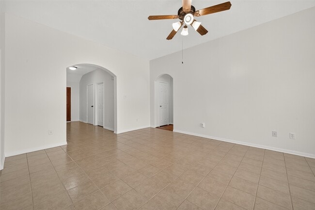 Building Photo - 13211 Barton Meadow Ln