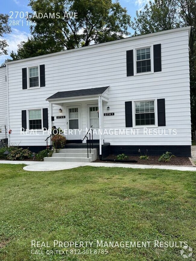 Building Photo - 2 Bedroom, 1 Bathroom Duplex, East Side