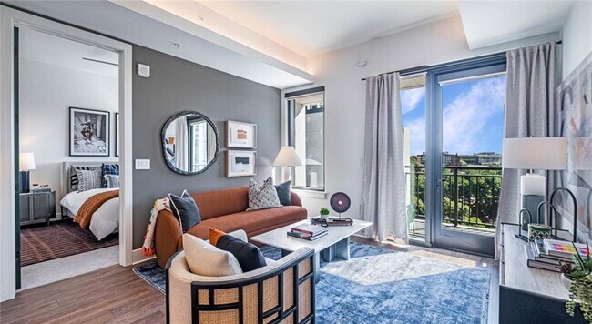 Building Photo - 1301 Spring St NW