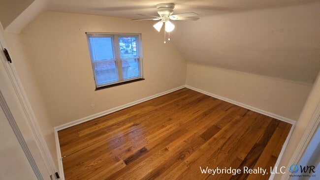 Building Photo - Charming Cape Cod in College Hill