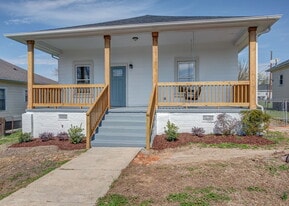 Building Photo - 21 Maple Ave