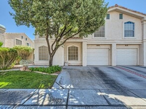 Building Photo - 1044 Grammy Dr
