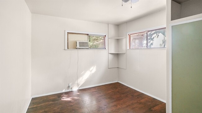 Building Photo - 5958 Skylane Dr