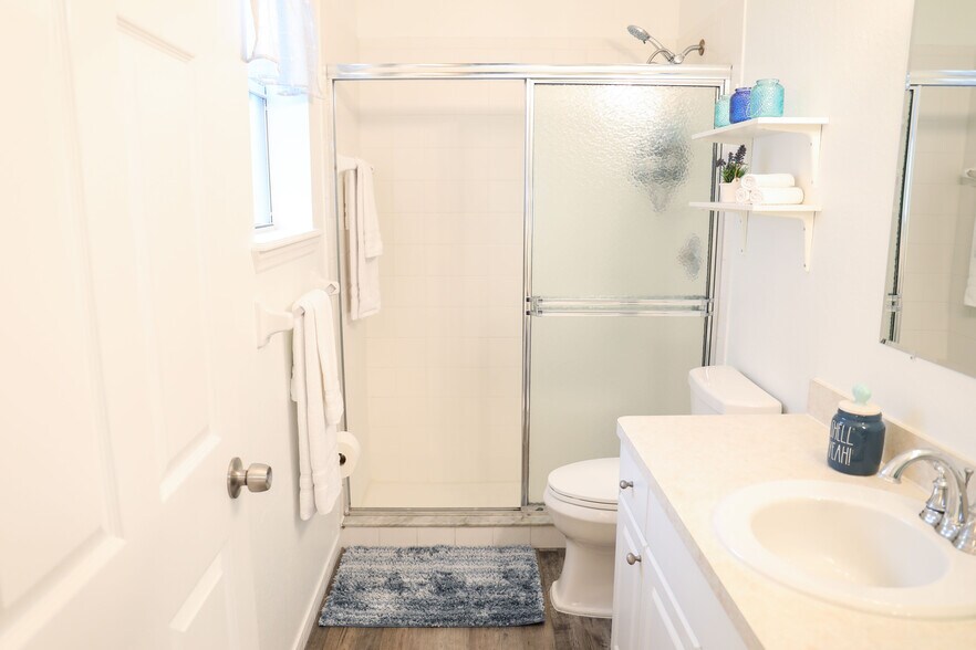 Building Photo - 1333 S Madison Ave