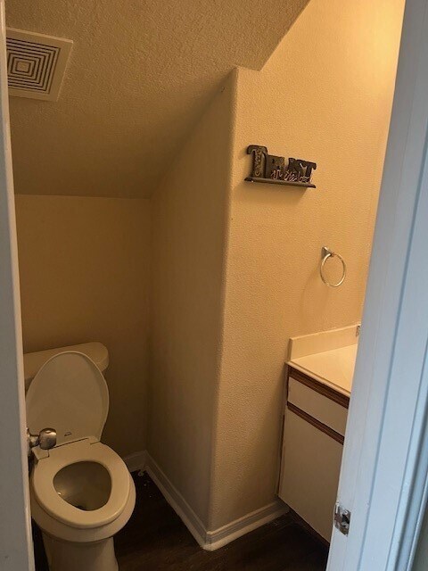 Building Photo - 3203 Apple Dale Dr