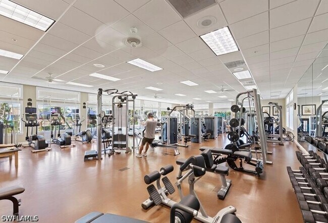 Building Photo - 10135 Colonial Country Club Blvd