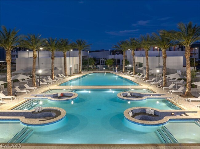 Building Photo - 11055 S Las Vegas Blvd