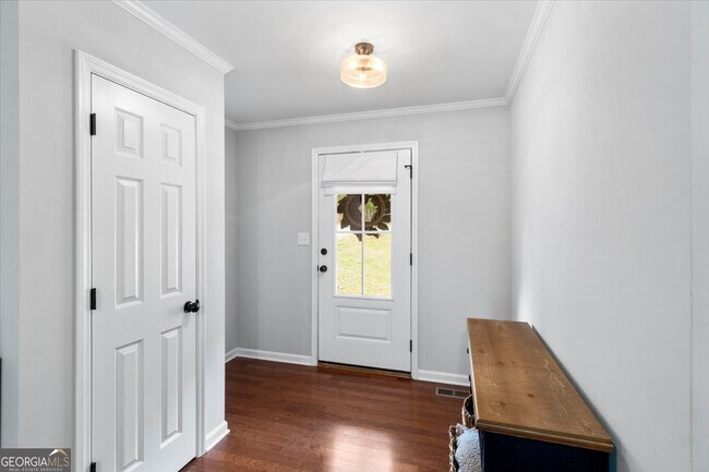 Building Photo - 325 Brookstone Dr