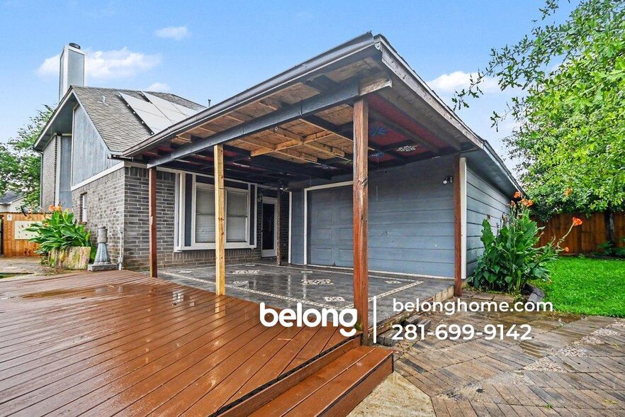 Building Photo - 431 N Hampton Ct