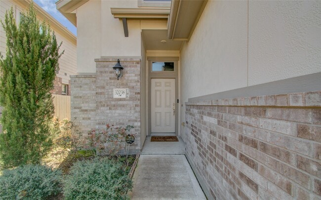 Primary Photo - 32038 Quail Terrace Ln