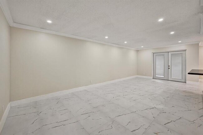 Building Photo - 3336 Quail Close