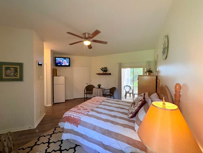 Building Photo - 9875 Perfect Dr