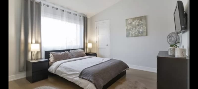 Building Photo - 1430 Waukegan Rd