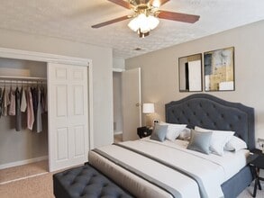Building Photo - Forest Vale Apartments
