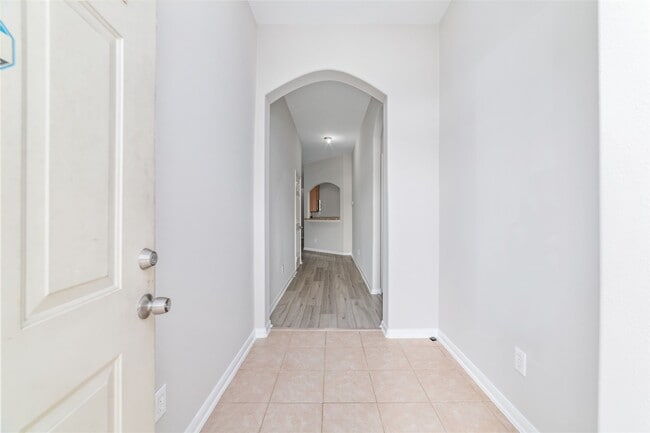 Building Photo - 13206 Rustic Garden Dr