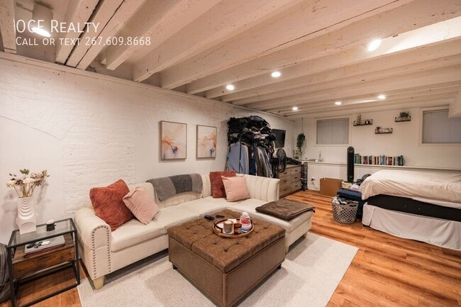 Building Photo - 1728 Spruce St