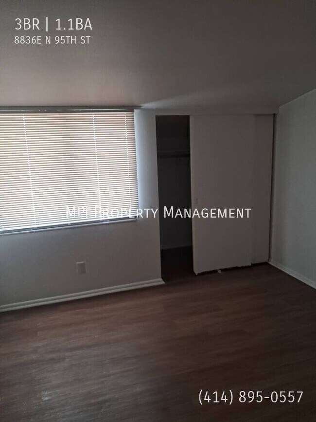 Building Photo - 8836E N 95TH St