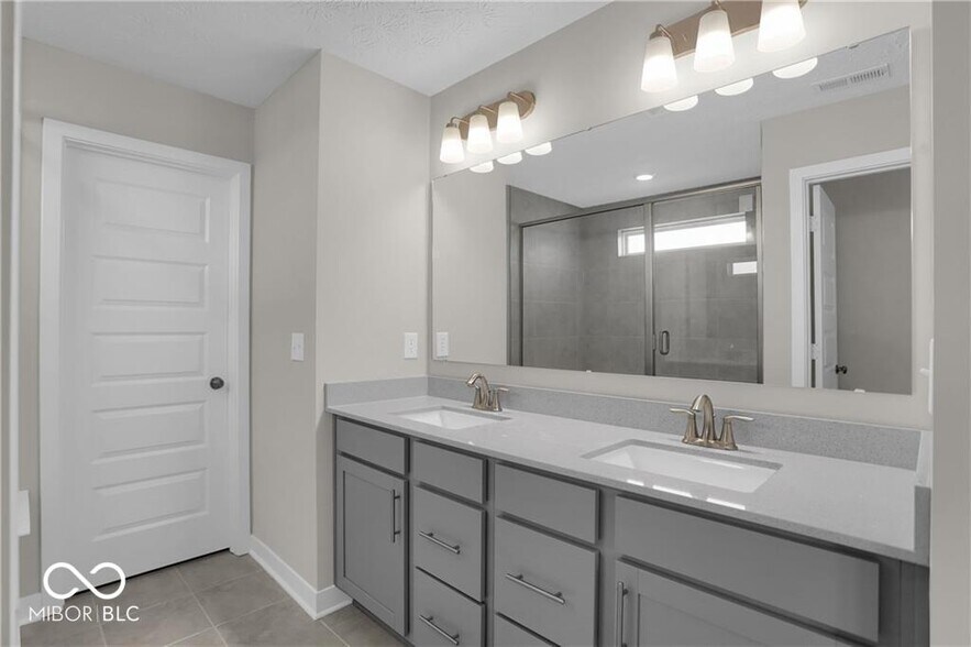 Building Photo - 17364 Americana Xing