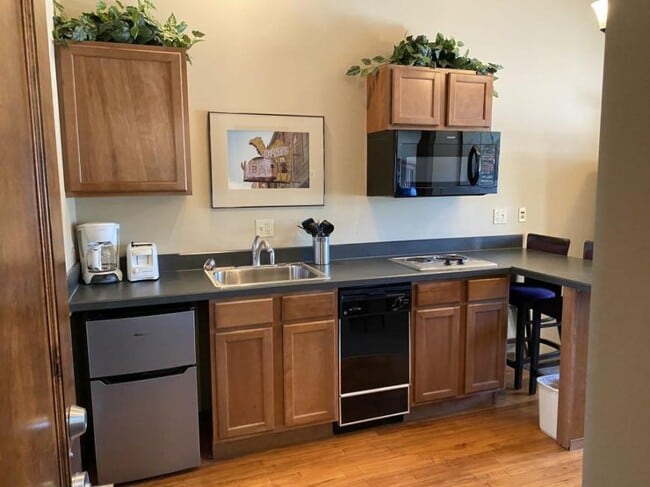 Building Photo - 1 bedroom in Billings MT 59101