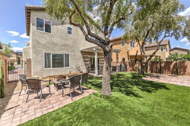 Building Photo - Beautiful Upgraded Home 3-Bedroom with Solar, Smart Home Features & Private Backyard Oasis