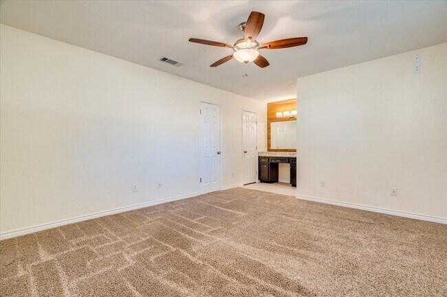 Building Photo - 507 Gregory Cove