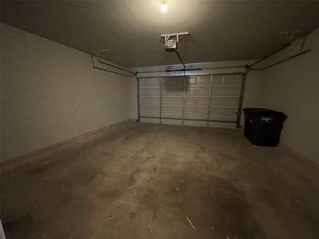 Building Photo - 8037 Arbor Ave