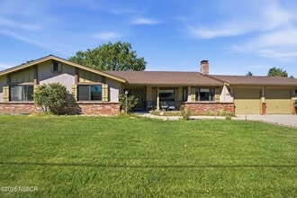 Building Photo - 2611 Janin Way