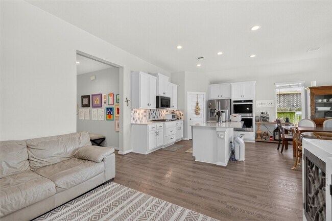 Building Photo - 3522 Gore Creek Dr