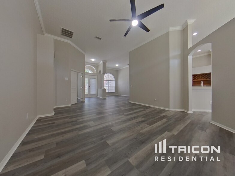 Building Photo - 1496 Wescott Loop